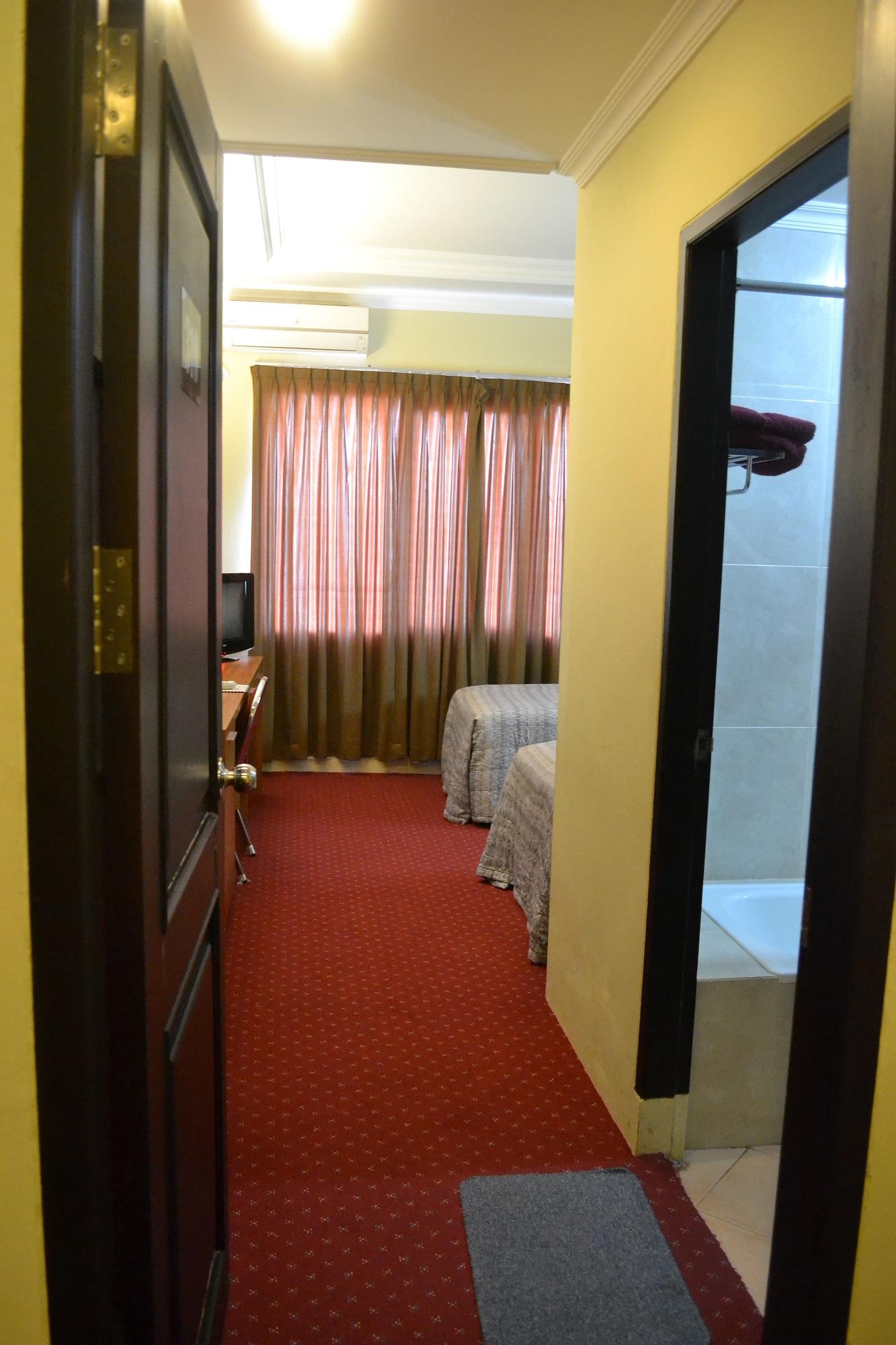 Sepinggan Hotel 2*
