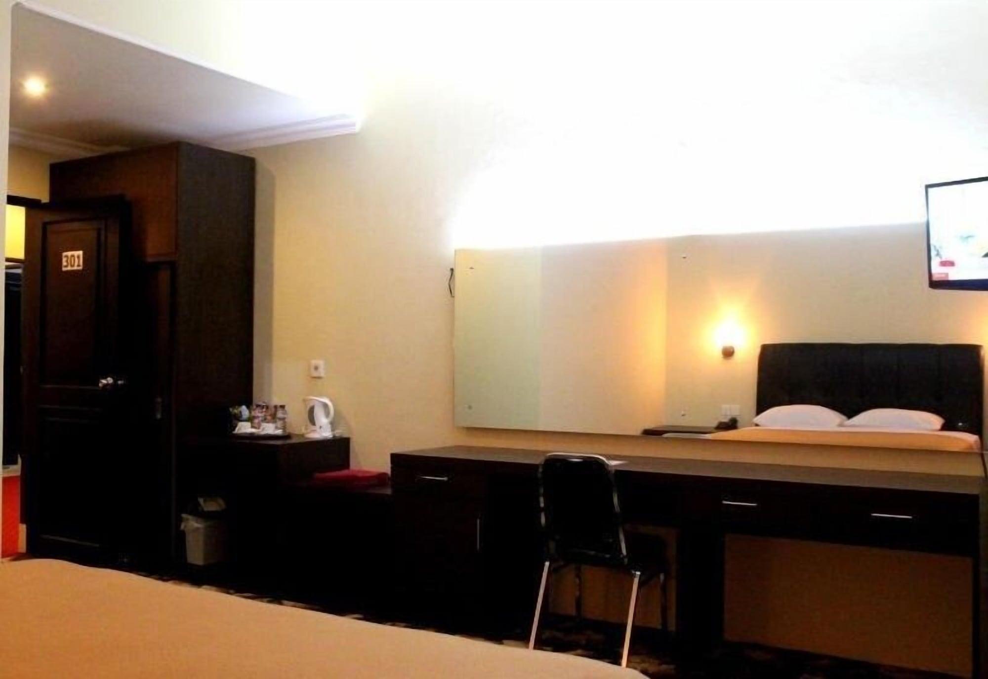 Sepinggan Hotel 2*